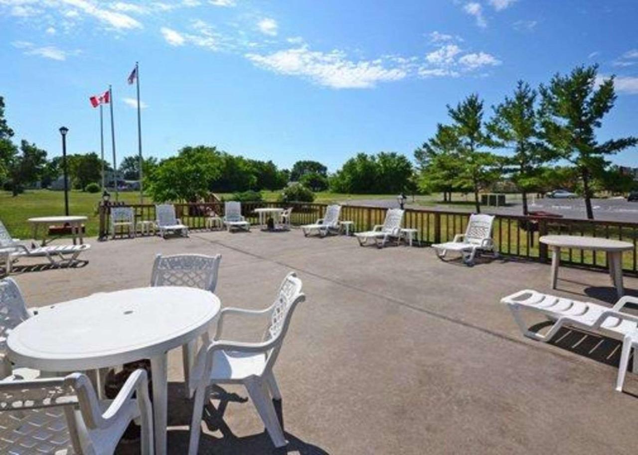 Adirondack Efficiencies Hotel Watertown Kültér fotó