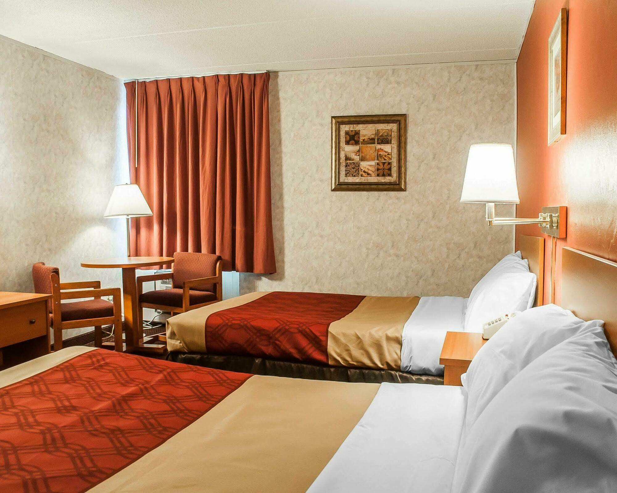 Adirondack Efficiencies Hotel Watertown Kültér fotó
